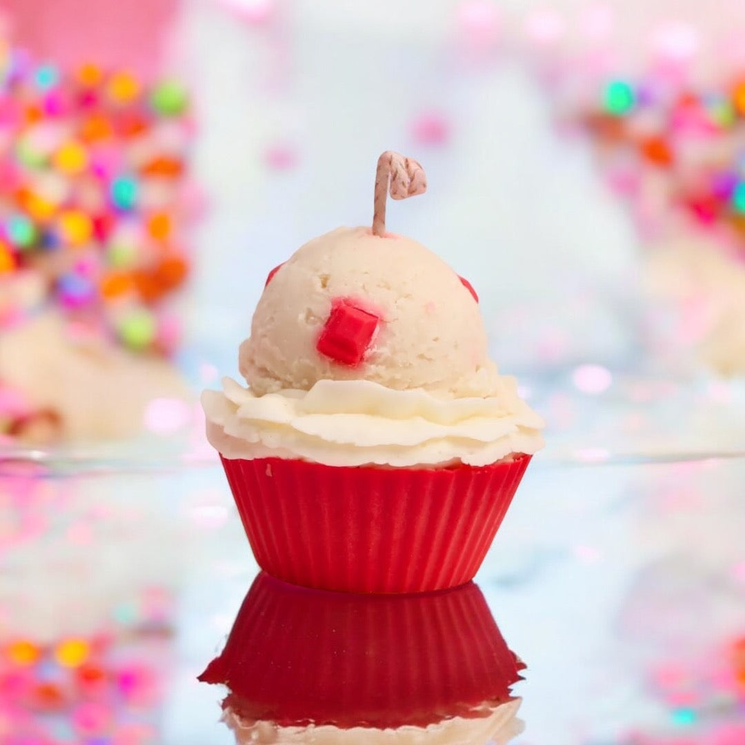 Red Velvet Dream Cupcake Candle