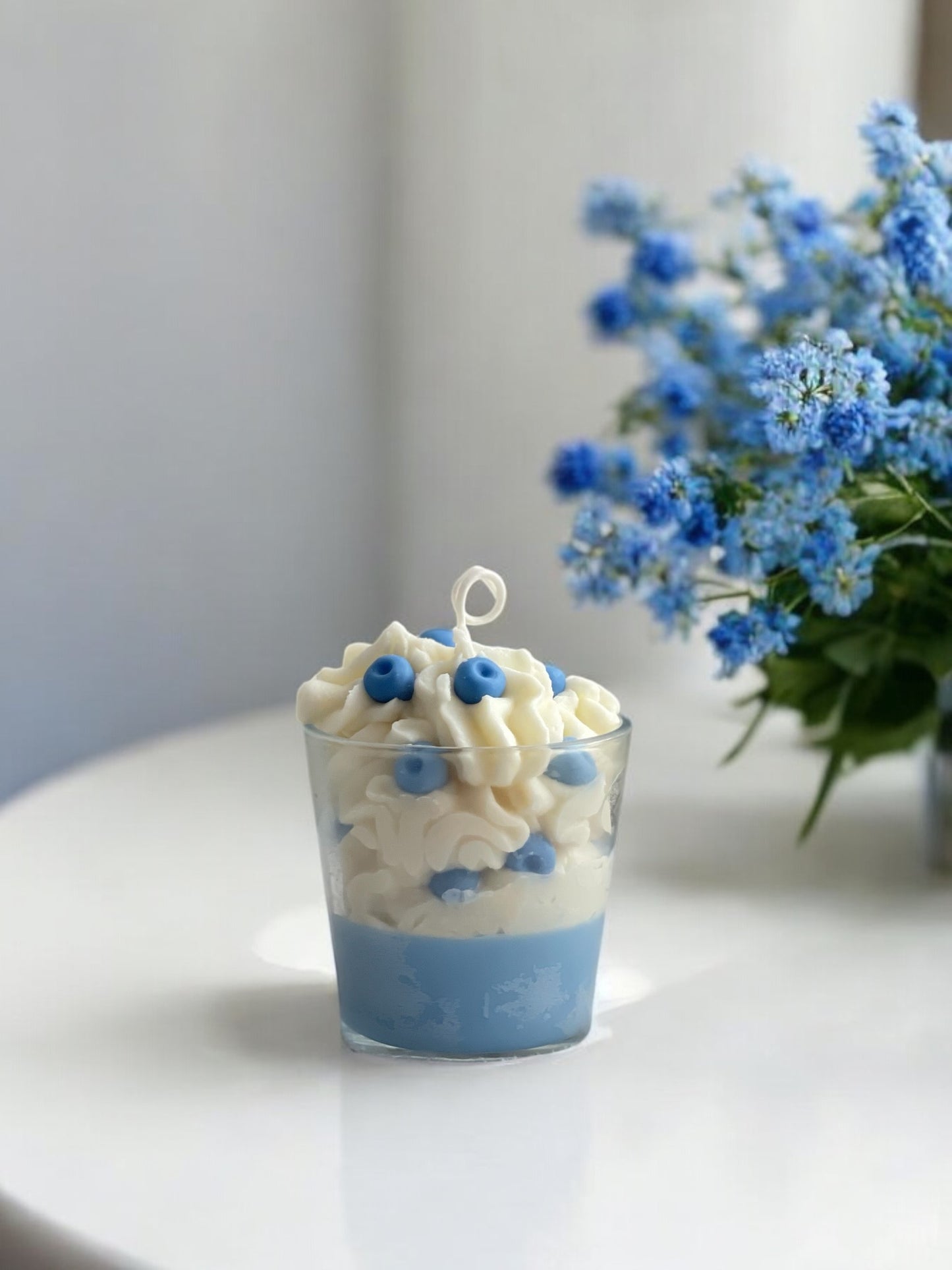 Vela de postre con parfait de arándanos